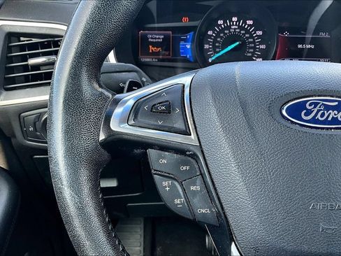 Used 2016 Ford Edge SEL w/ Equipment Group 201A AWD/4WD image 10