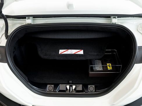 Used 2025 Ferrari Roma Spider image 41