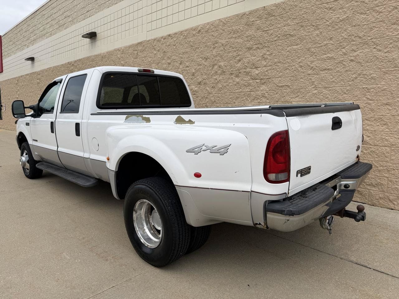 Used 2001 Ford F350 4x4 Crew Cab DRW Super Duty image 3