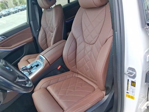 Used 2023 BMW X5 sDrive40i w/ M Sport Package RWD image 15