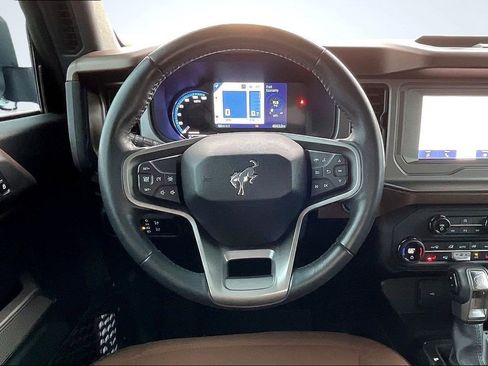 Used 2023 Ford Bronco Outer Banks AWD/4WD image 10