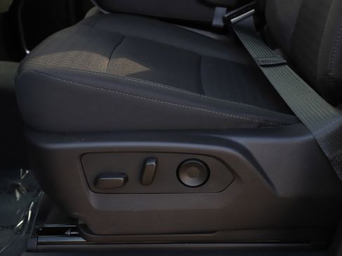 Used 2025 Chevrolet Silverado 3500 LT w/ Safety Package image 25