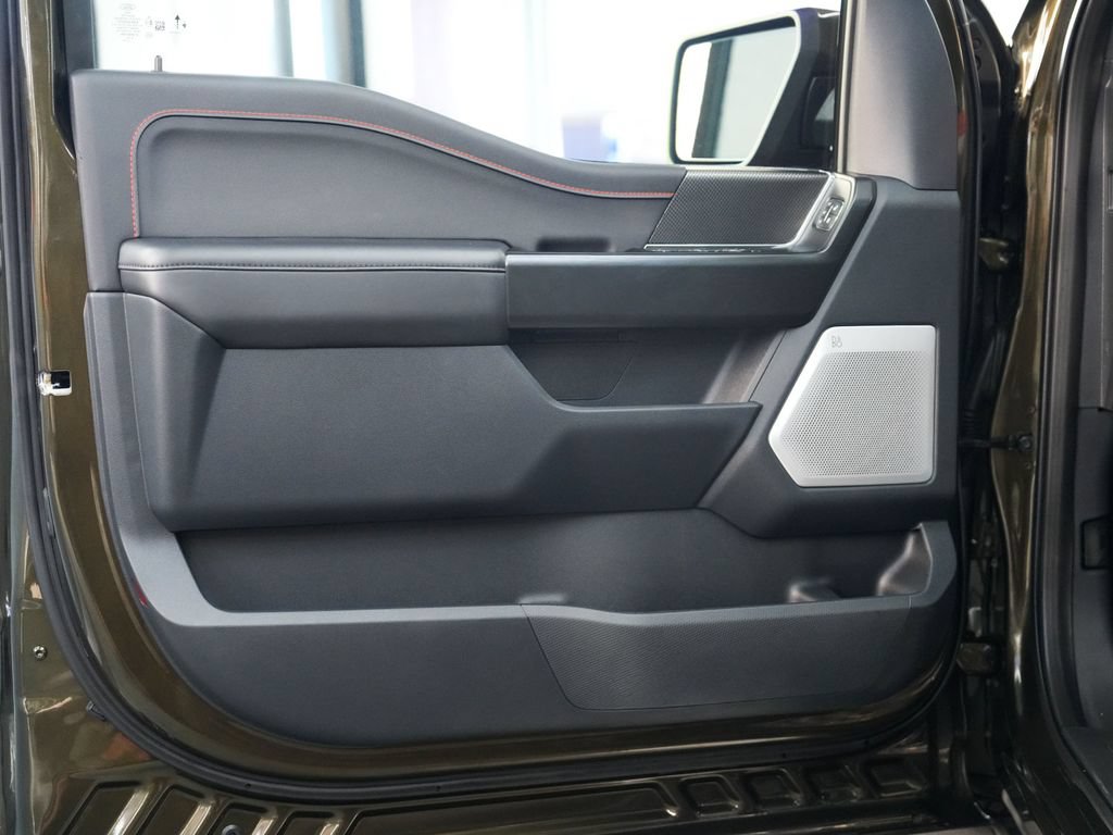 Used 2025 Ford F150 Raptor AWD/4WD image 11