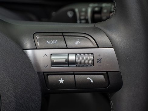 Used 2025 Hyundai Kona SEL image 31