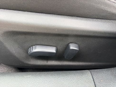 Used 2025 Nissan Altima 2.5 SV image 45