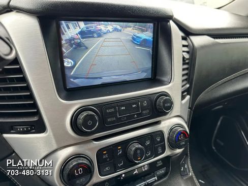 Used 2019 GMC Yukon XL SLT w/ HD Trailering Package AWD/4WD image 9