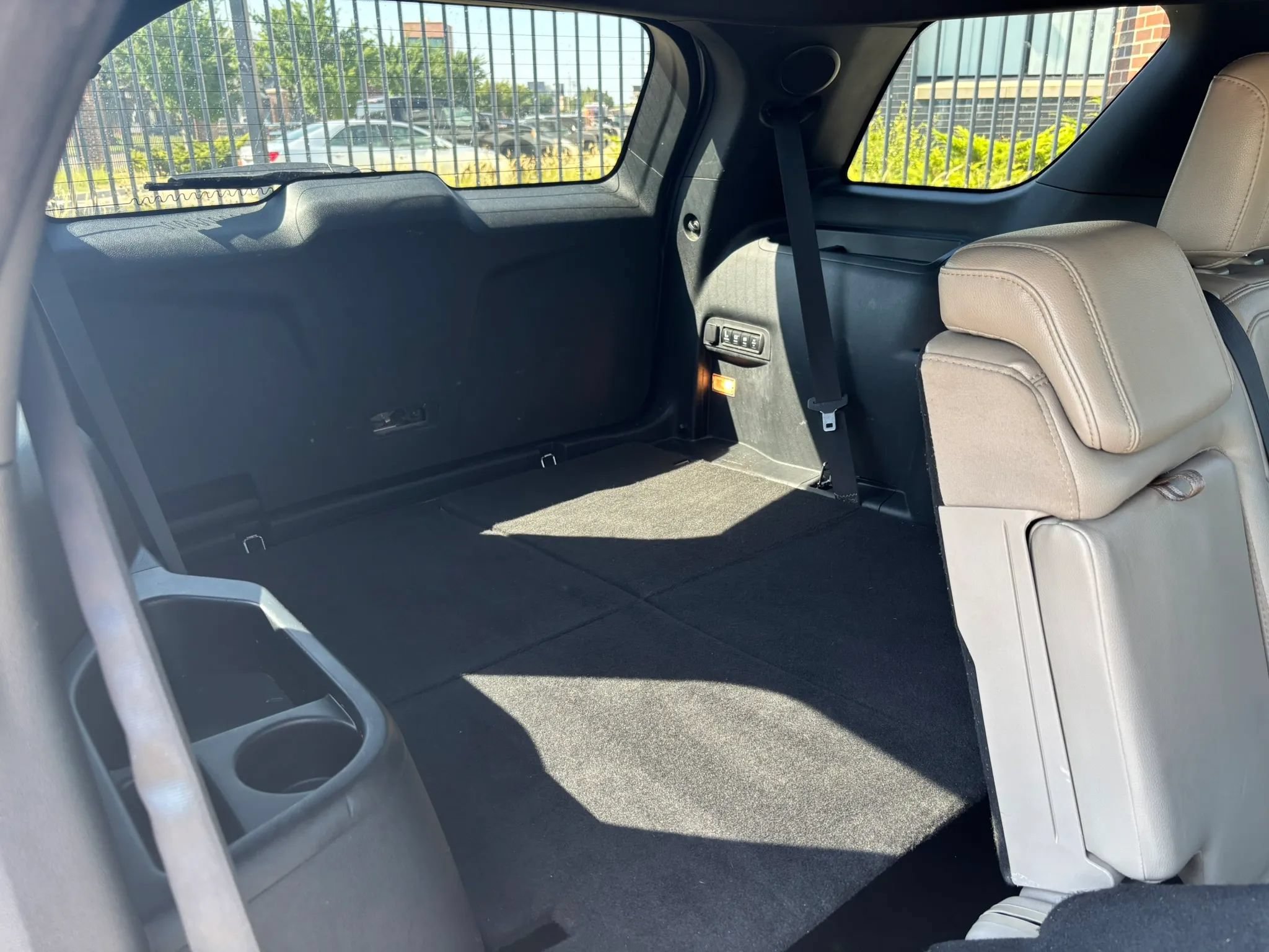 Used 2018 Ford Explorer Limited w/ Equipment Group 301A FWD image 31