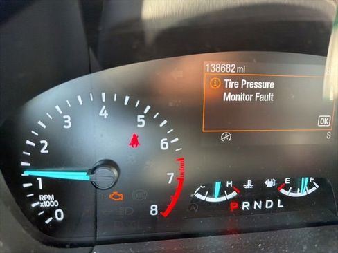 Used 2020 Ford Escape SEL FWD image 15
