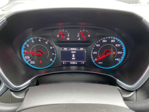 Used 2018 Chevrolet Equinox LT image 17