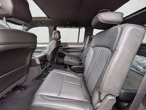 New 2026 Jeep Grand Wagoneer Limited image 19