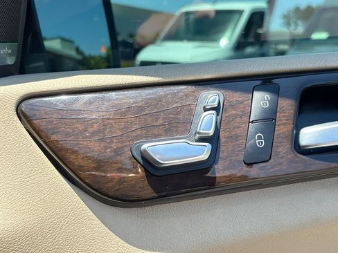 Used 2018 Mercedes-Benz GLE 350 image 23