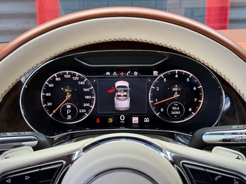 Used 2023 Bentley Continental GT Azure AWD/4WD image 42
