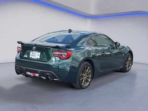Used 2020 Toyota 86 RWD image 10