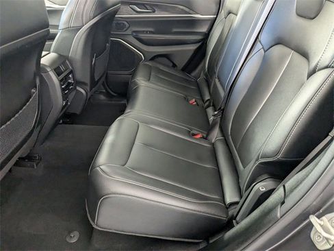 Used 2023 Jeep Grand Cherokee 4WD 4xe image 29