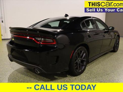 Used 2022 Dodge Charger R/T w/ Blacktop Package image 7