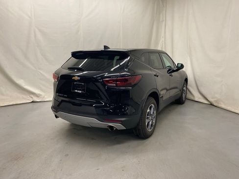 Used 2025 Chevrolet Blazer LT AWD/4WD image 6