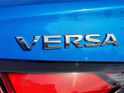 Used 2020 Nissan Versa SV image 27