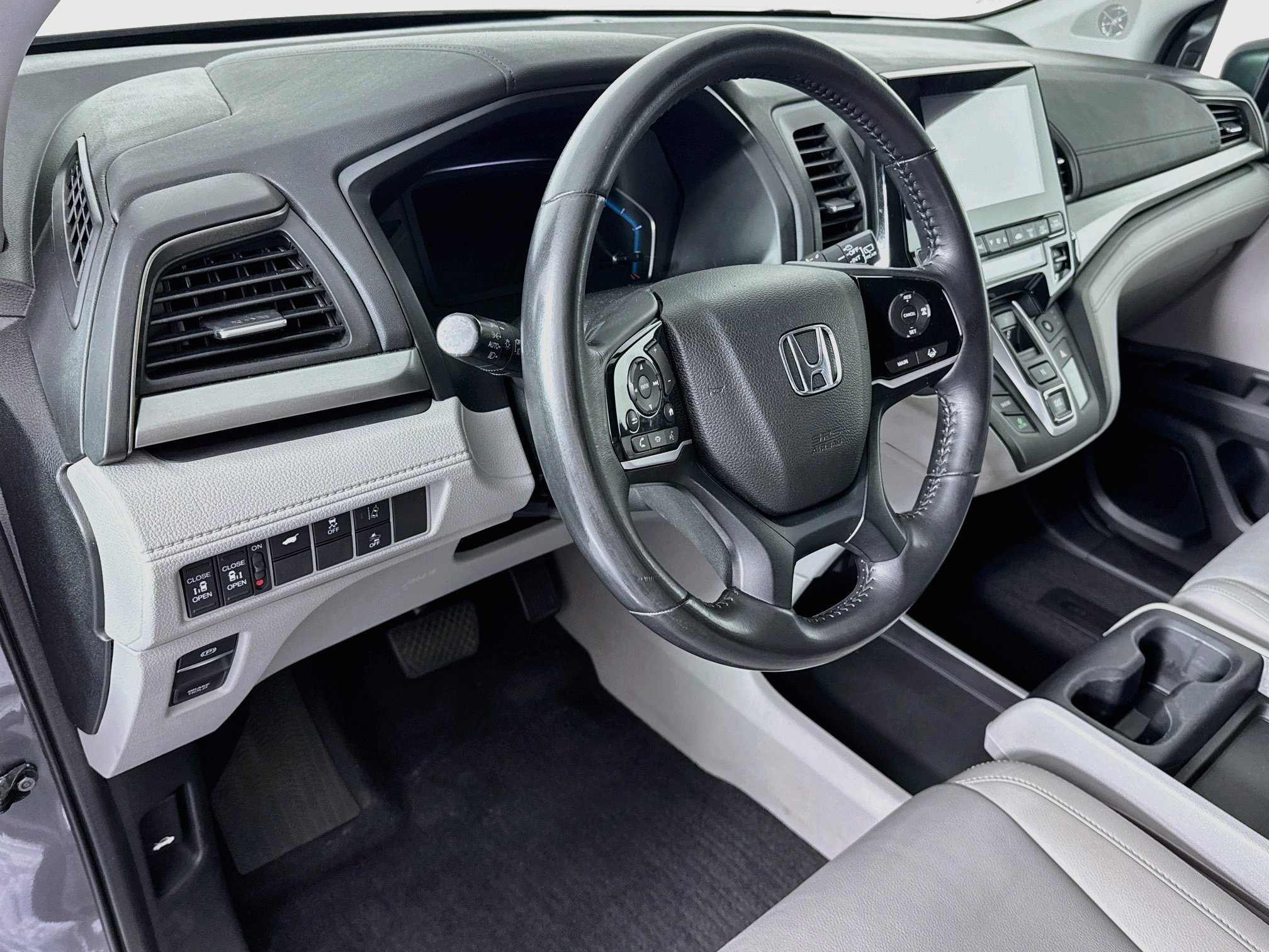 Used 2018 Honda Odyssey EX-L image 9