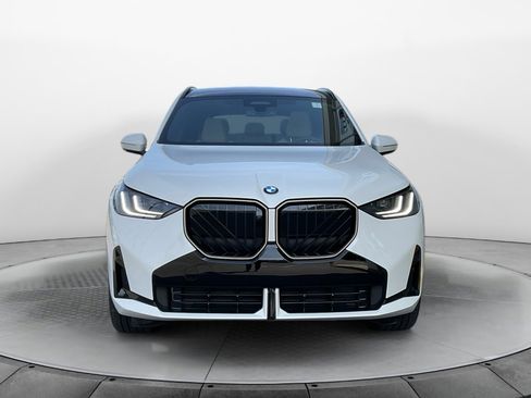 New 2026 BMW X3 xDrive30 w/ Premium Package image 2