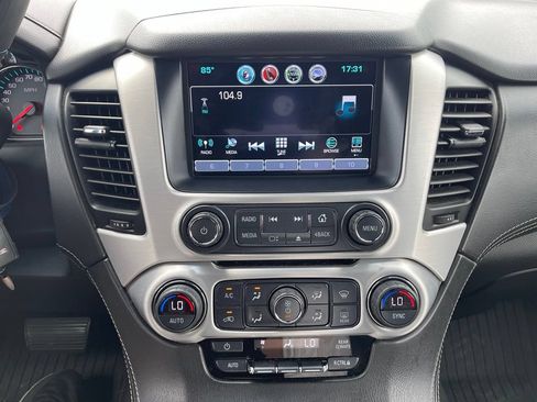 Used 2019 GMC Yukon SLE w/ SLE Value Package AWD/4WD image 8