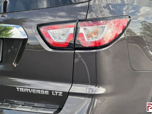 Used 2016 Chevrolet Traverse LTZ AWD/4WD image 37