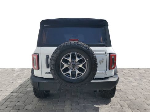 Used 2023 Ford Bronco Badlands AWD/4WD image 5