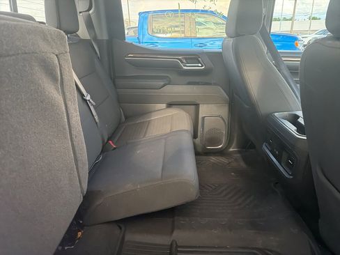 Used 2024 Chevrolet Silverado 1500 LT Trail Boss w/ Convenience Package II AWD/4WD image 23