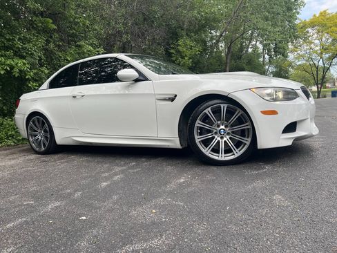 Used 2009 BMW M3 Convertible RWD image 9