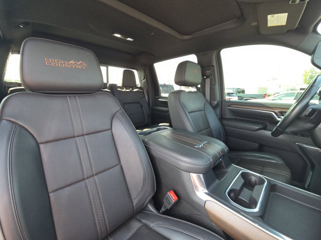 Used 2024 Chevrolet Silverado 3500 High Country w/ High Country Premium Package AWD/4WD image 21