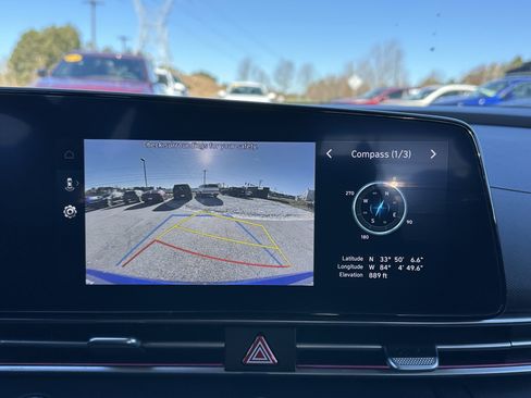 Used 2024 Hyundai Elantra SEL image 29