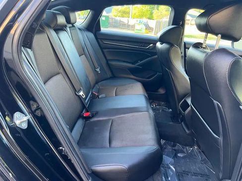 Used 2019 Honda Accord Sport image 16