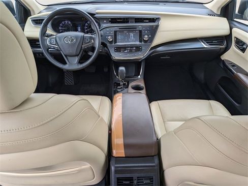 Used 2017 Toyota Avalon XLE Premium image 27