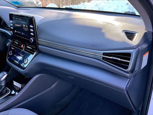 Used 2022 Hyundai Ioniq SEL image 18