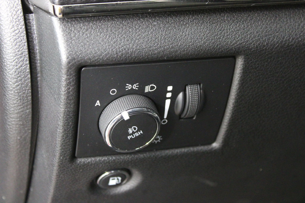 Used 2021 Jeep Grand Cherokee High Altitude AWD/4WD image 20