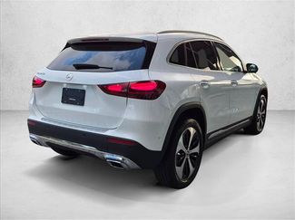 New 2026 Mercedes-Benz GLA 250 video 2