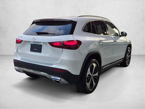 New 2026 Mercedes-Benz GLA 250 image 2