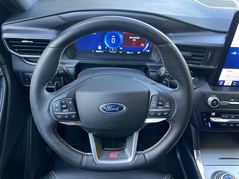 Used 2020 Ford Explorer ST w/ ST High-Performance Pack AWD/4WD image 14
