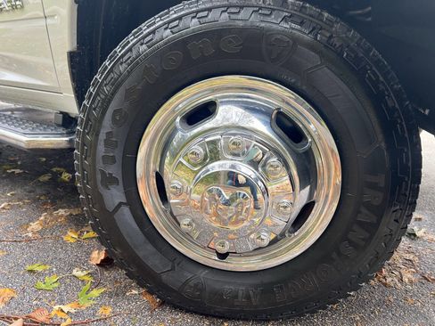 Used 2021 RAM 3500 Big Horn image 38