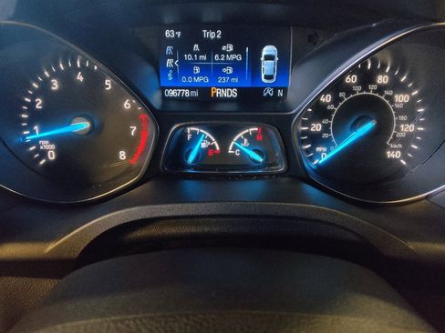 Used 2018 Ford Escape SE image 23