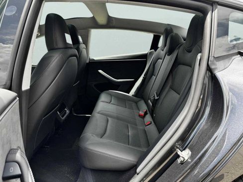 Used 2024 Tesla Model 3 Long Range image 37