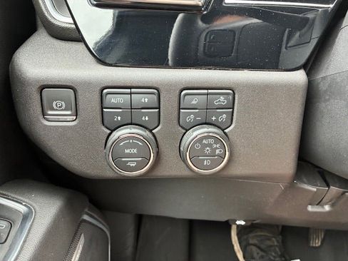 Used 2024 Chevrolet Silverado 2500 LTZ w/ LTZ Plus Package AWD/4WD image 28