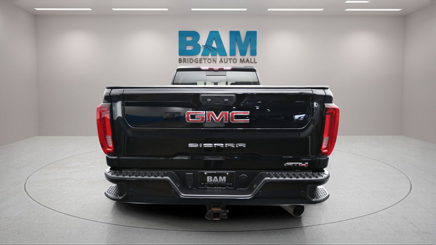 Used 2020 GMC Sierra 2500 AT4 w/ AT4 Premium Package AWD/4WD image 3