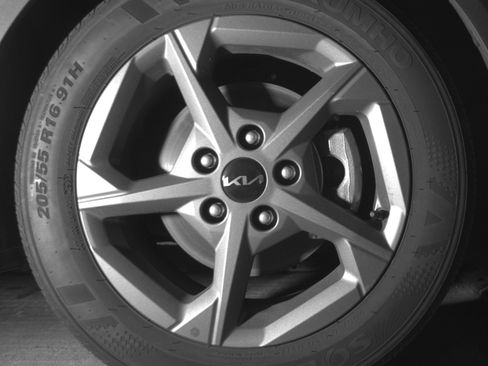 Used 2025 Kia K4 FWD image 13