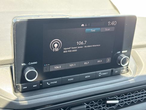 Used 2023 Honda Accord EX image 11