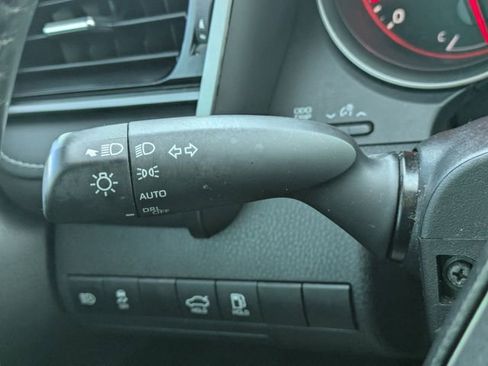 Used 2021 Toyota Camry XSE image 29