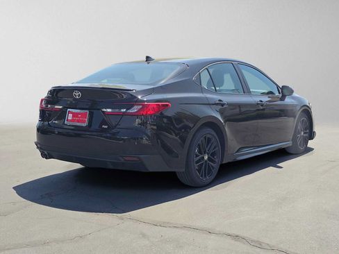 Certified 2026 Toyota Camry SE FWD image 3