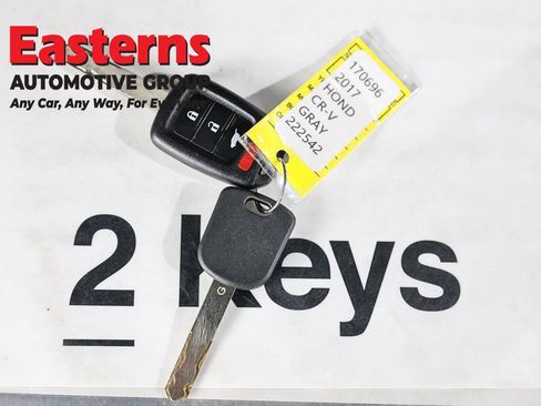 Used 2022 Chevrolet Traverse LS AWD/4WD image 24