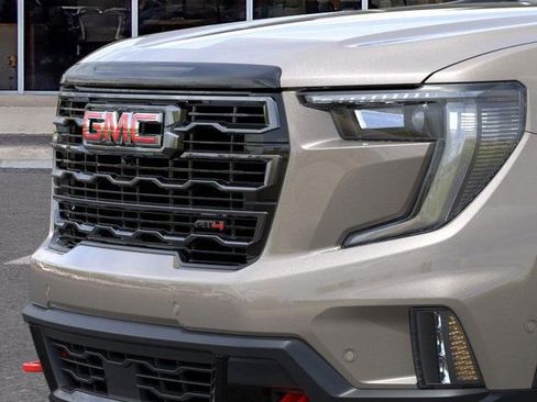 New 2026 GMC Acadia AT4 w/ Luxury Package image 13