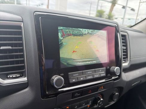 Certified 2023 Nissan Frontier SV w/ Technology Package image 14