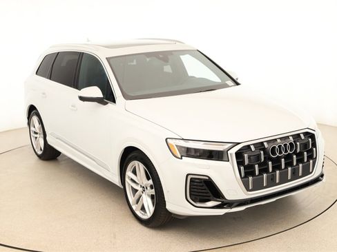 New 2025 Audi Q7 3.0T Premium Plus image 32